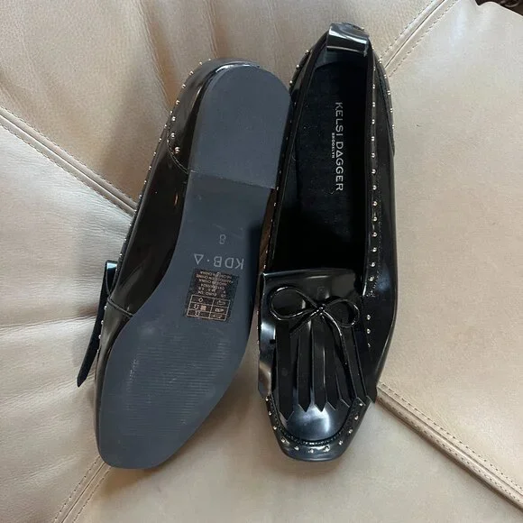 Kelsi Dagger Flats - Picture 2 of 2